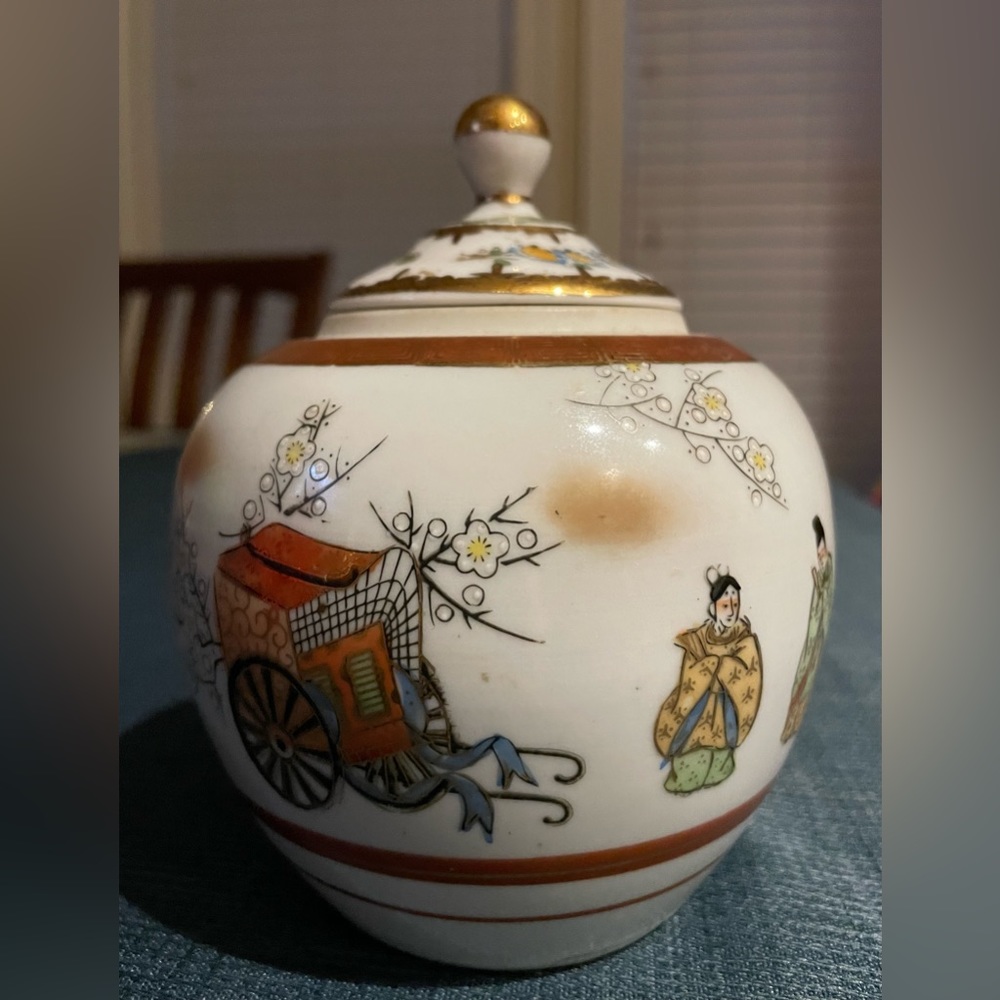 Antique Japanese Kutani Porcelain Temple Jar